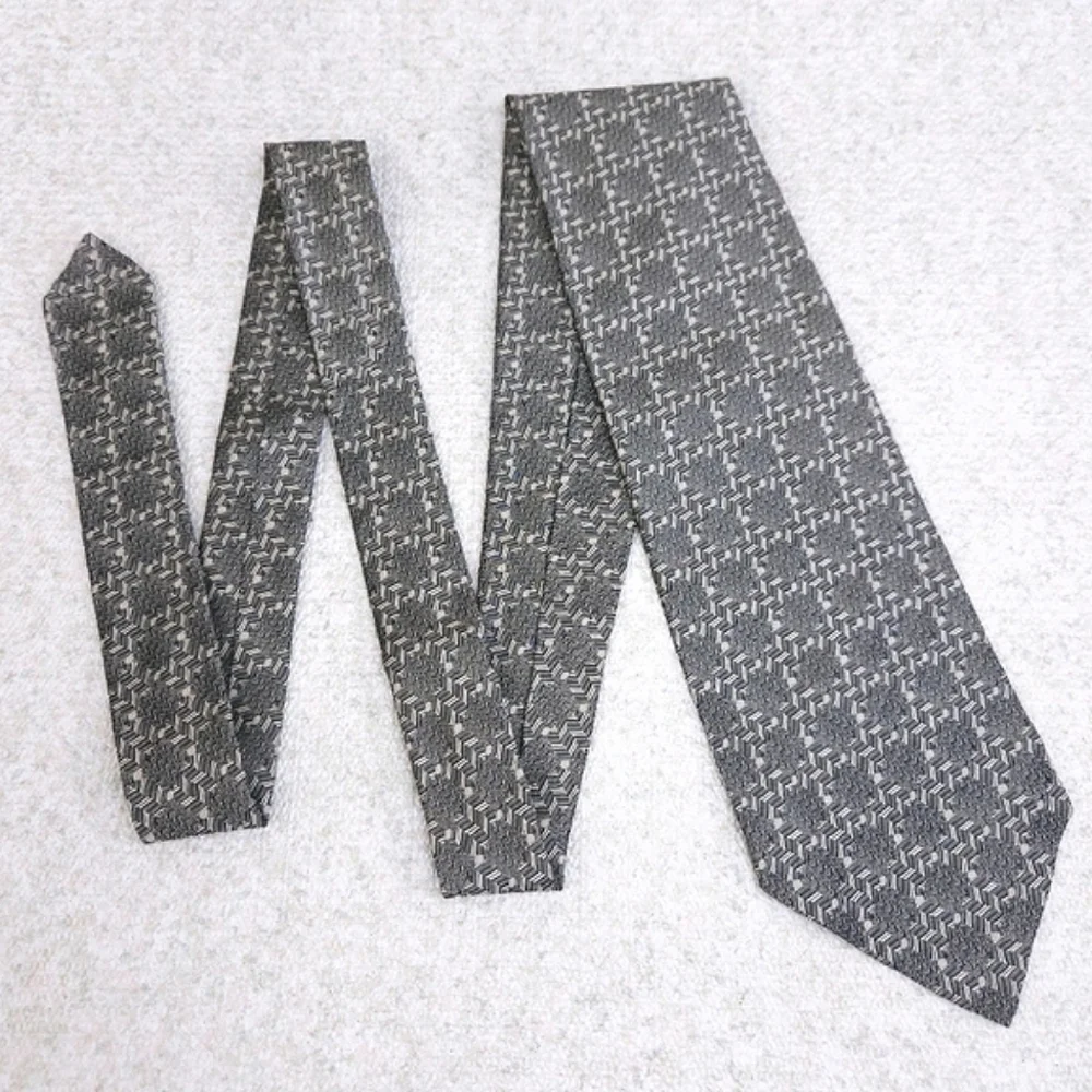 Hickey Freeman Silk Tie Hand Folded 58